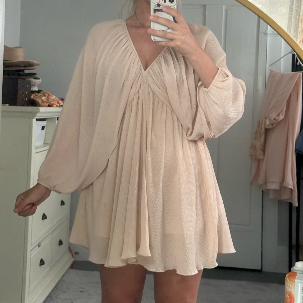 Cute flowy dress from boutique.